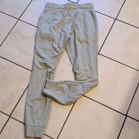 Lululemon Ready To Rulu Jogger Green Fern Light Size 6 - Picture 3 of 15